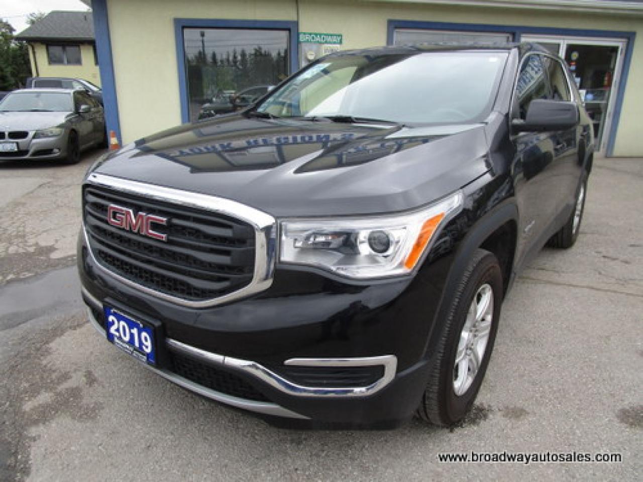 Used 2019 GMC Acadia ALL-WHEEL DRIVE SLE-1-MODEL 7 PASSENGER 3.6L - V6.. BENCH & THIRD ROW.. BACK-UP CAMERA.. BLUETOOTH SYSTEM.. TOUCH SCREEN DISPLAY.. KEYLESS ENTRY.. for sale in Bradford, ON