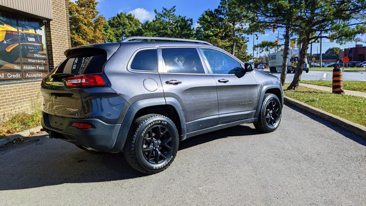 2018 Jeep Cherokee Trailhawk 4X4 Photo3