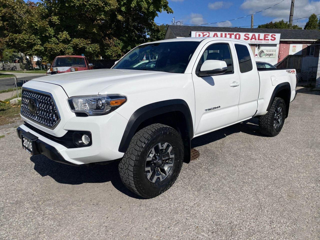 2018 Toyota Tacoma TRD OFF ROAD/4WD/Accident Free/1Owner/Certified - Photo #1