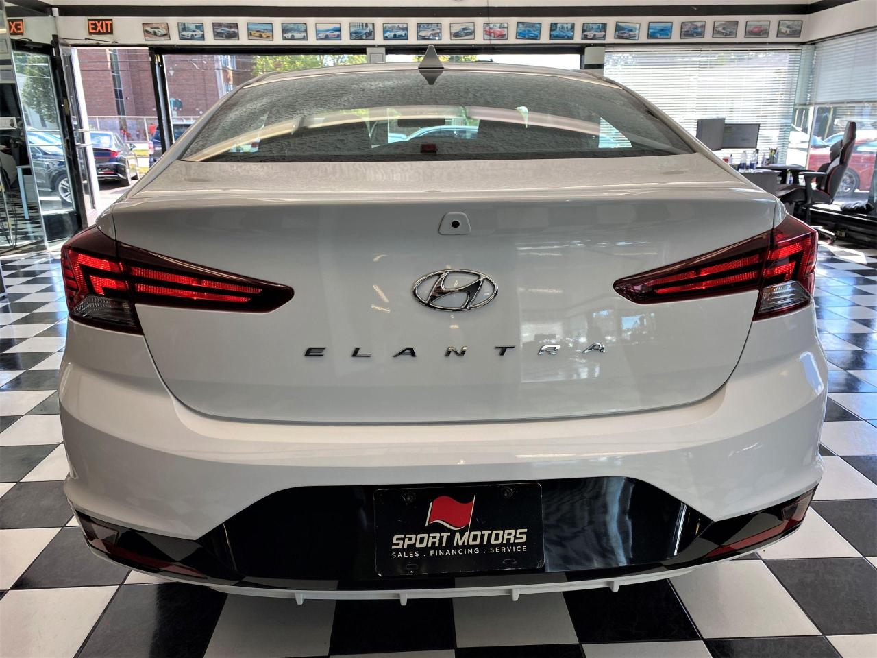 2019 Hyundai Elantra Preferred+ApplePlay+Blind Spot+CLEAN CARFAX - Photo #3
