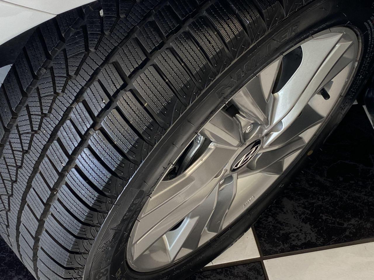 2019 Hyundai Elantra Preferred+ApplePlay+Blind Spot+CLEAN CARFAX - Photo #11