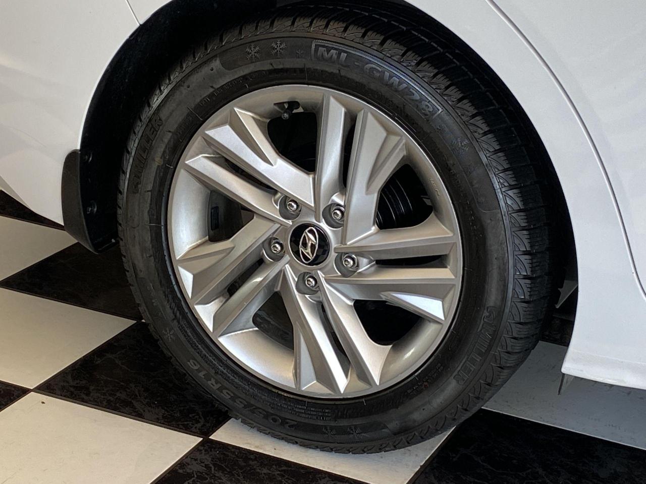 2019 Hyundai Elantra Preferred+ApplePlay+Blind Spot+CLEAN CARFAX - Photo #53