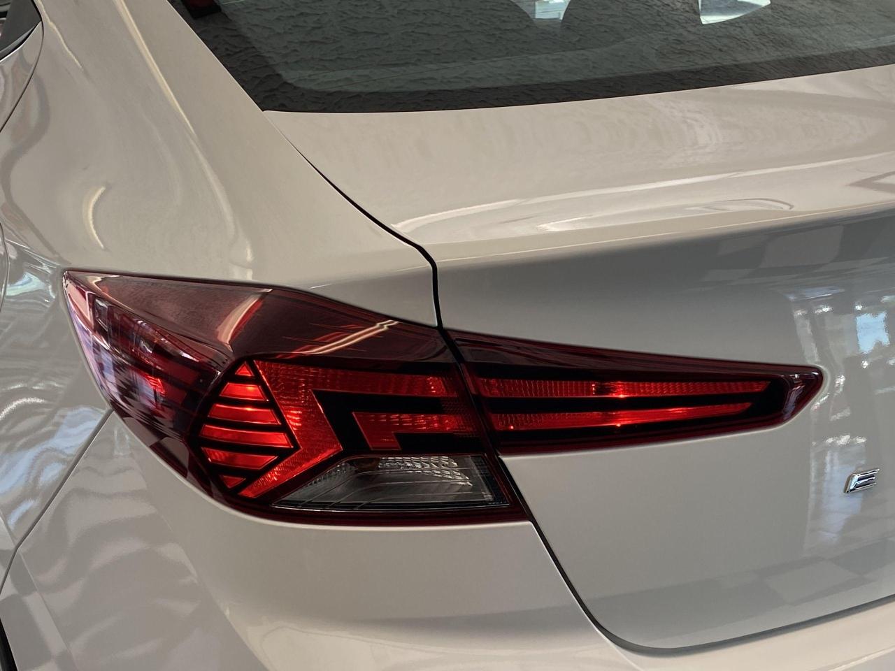2019 Hyundai Elantra Preferred+ApplePlay+Blind Spot+CLEAN CARFAX - Photo #57