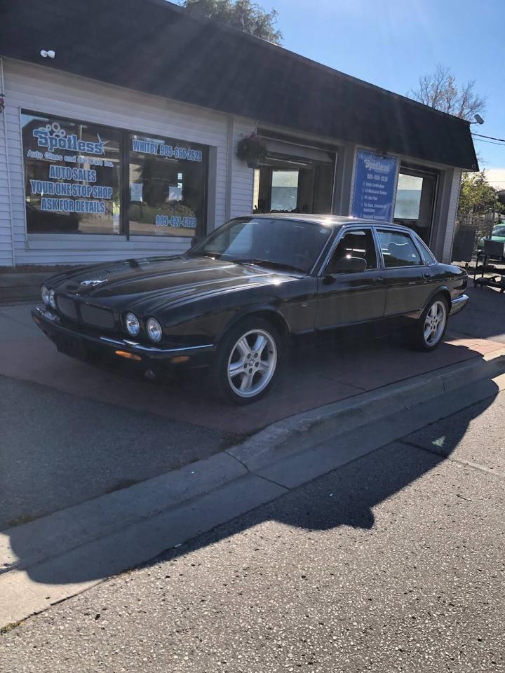 1998 Jaguar XJR 