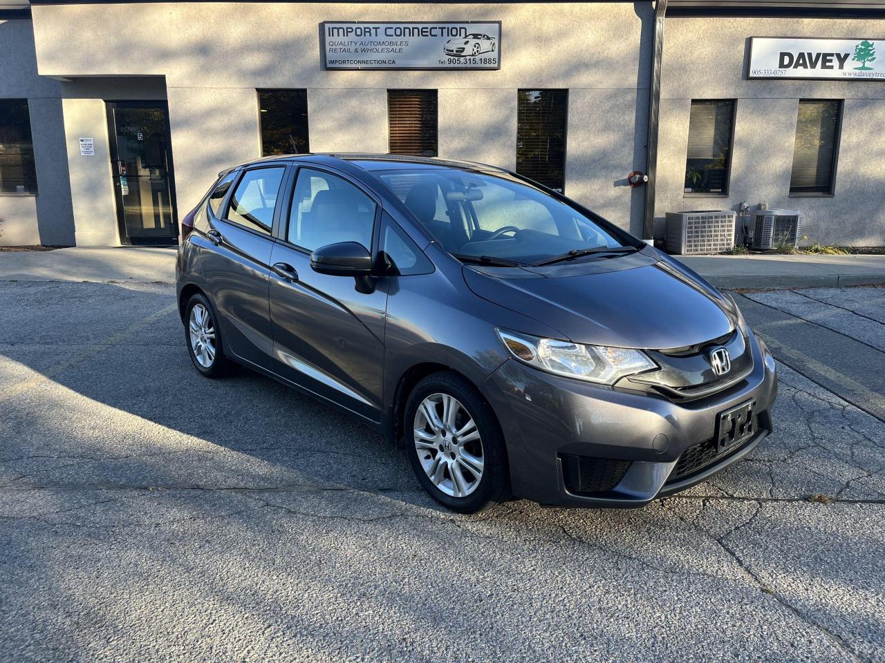 2015 Honda Fit 6 spd.MANUAL,BLUETOOTH,REAR VIEW CAMERA!