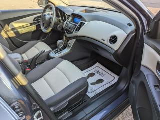 2014 Chevrolet Cruze 1.8 *Bluetooth/Cruise Control/Drives Like New* - Photo #24