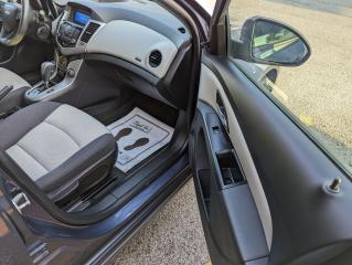 2014 Chevrolet Cruze 1.8 *Bluetooth/Cruise Control/Drives Like New* - Photo #28