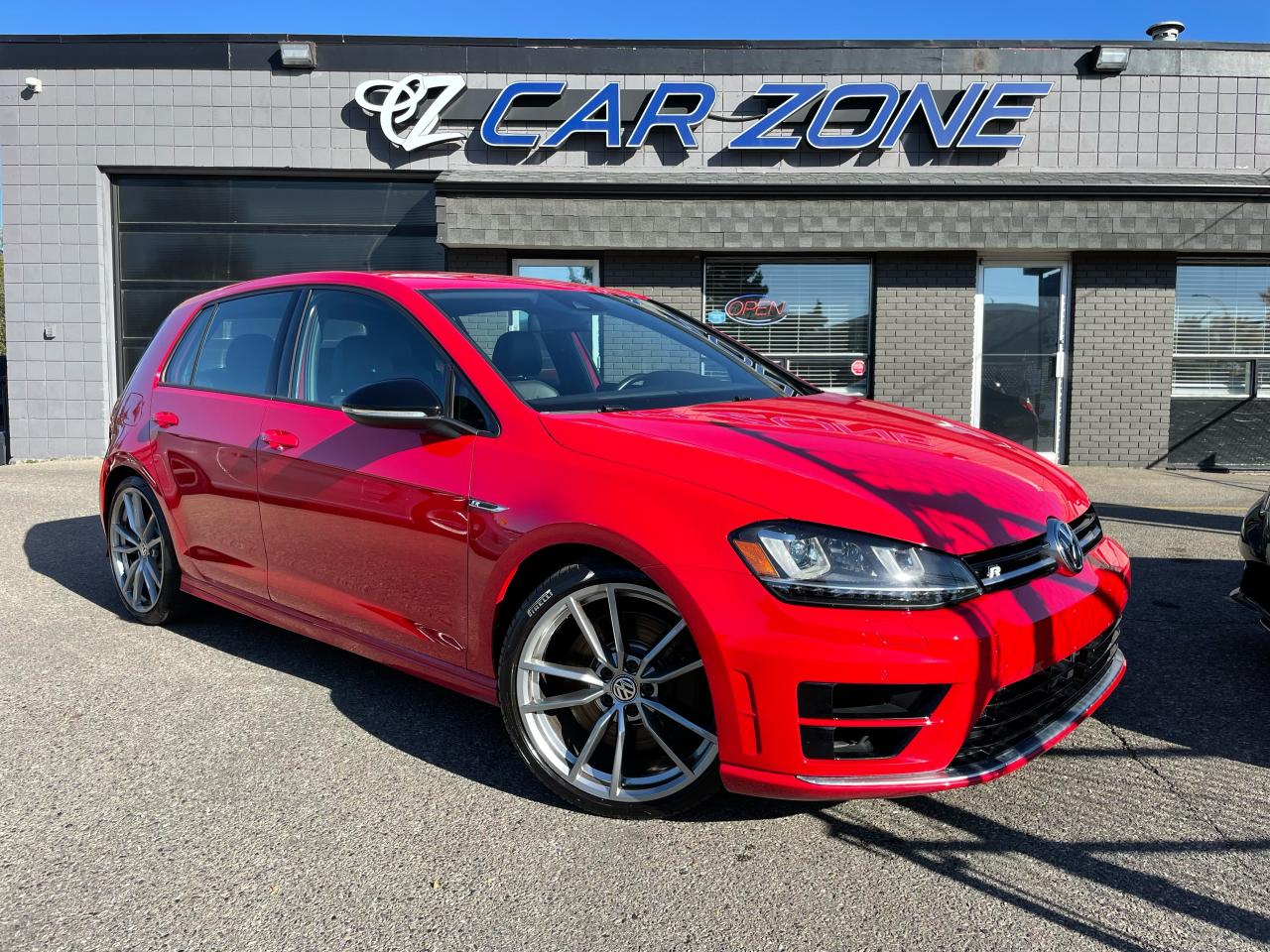 2016 Volkswagen Golf R 5dr HB Man Tech Package - Photo #1