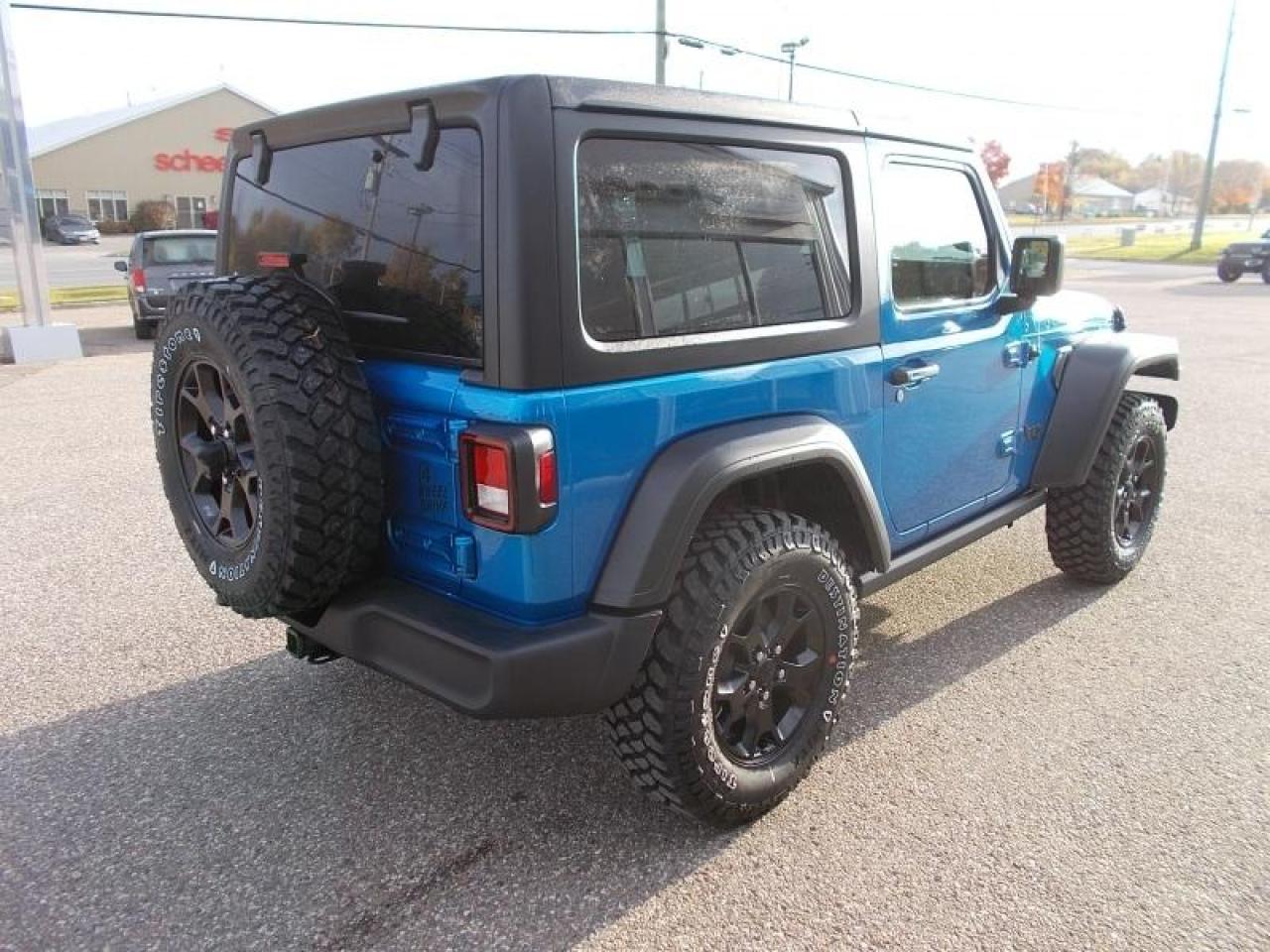 2023 Jeep Wrangler Willys Photo4