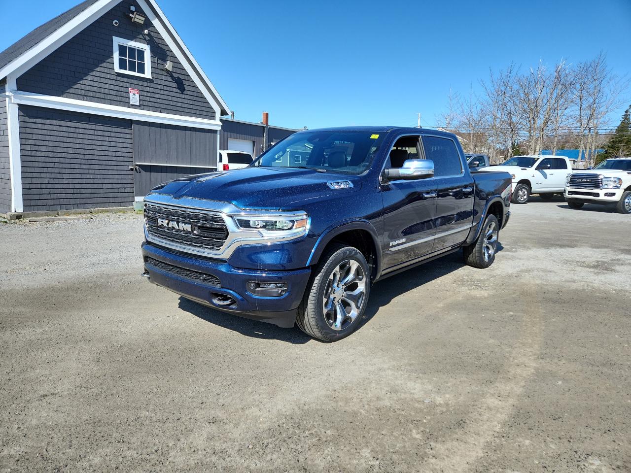2022 RAM 1500 Limited 4x4 Crew Cab 5'7" Box