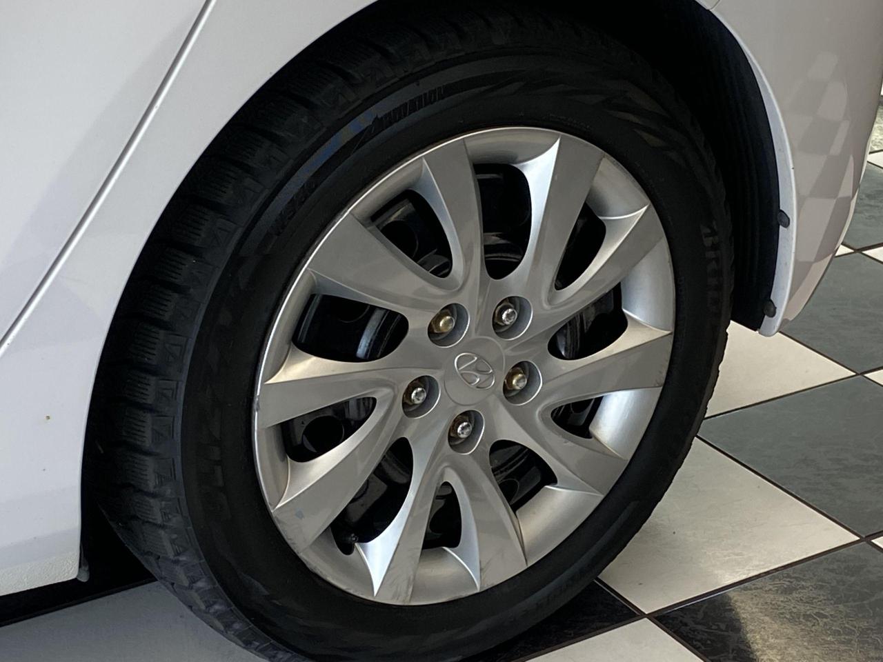 2014 Hyundai Elantra GT GT GL+Heated Seats+Bluetooth+Cruise Control - Photo #42