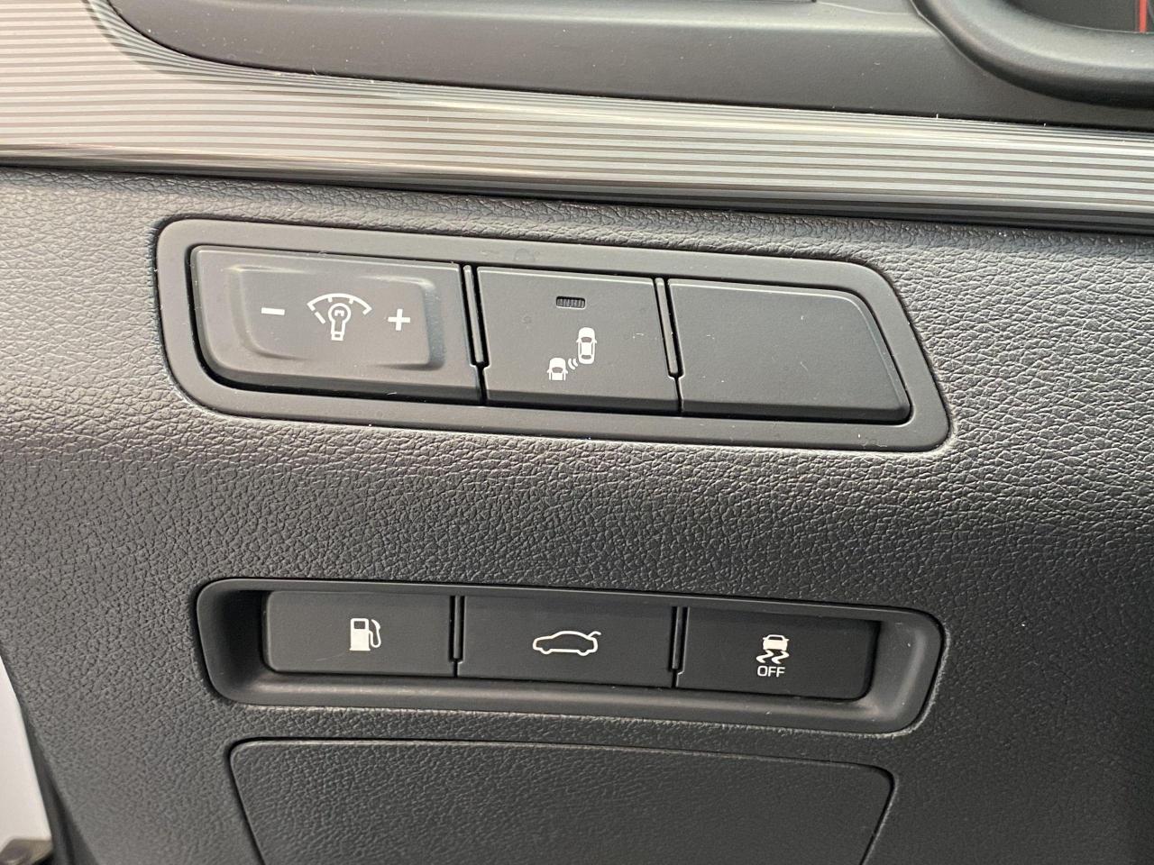 2018 Hyundai Sonata Sport+Roof+New Tires+Brakes+ApplePlay+CLEAN CARFAX Photo100