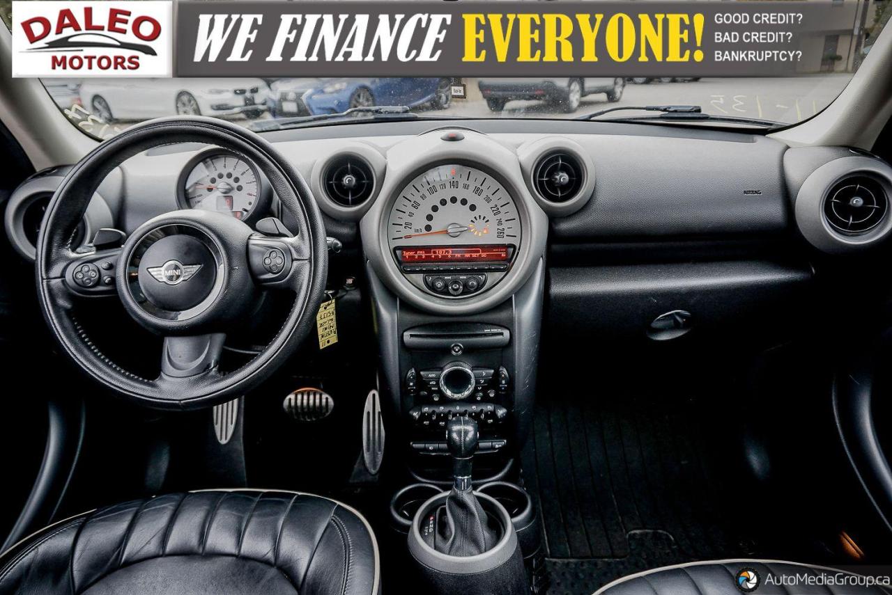 2011 MINI Cooper Countryman AWD S ALL4 / LEATHER / PANOROOF / H SEATS Photo49