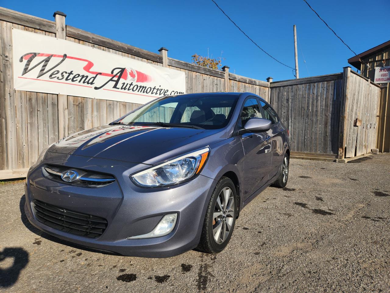 2017 Hyundai Accent SE , Sunroof , Only 55000 Kms