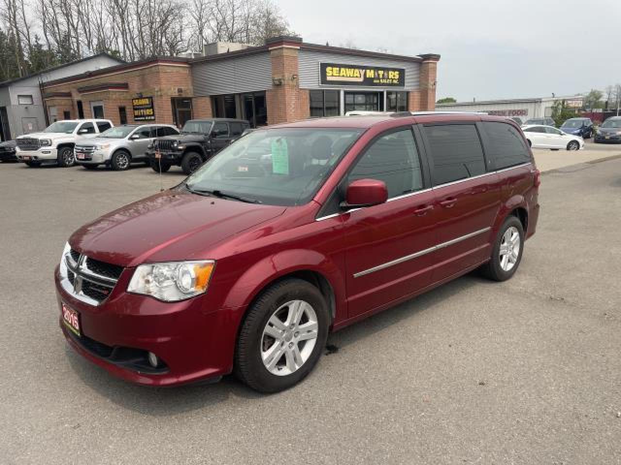2015 Dodge Grand Caravan Crew - Photo #1