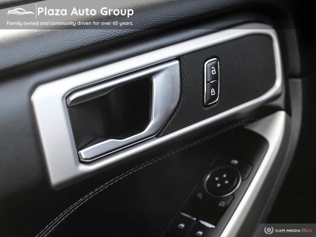 2021 Ford Explorer XLT Photo