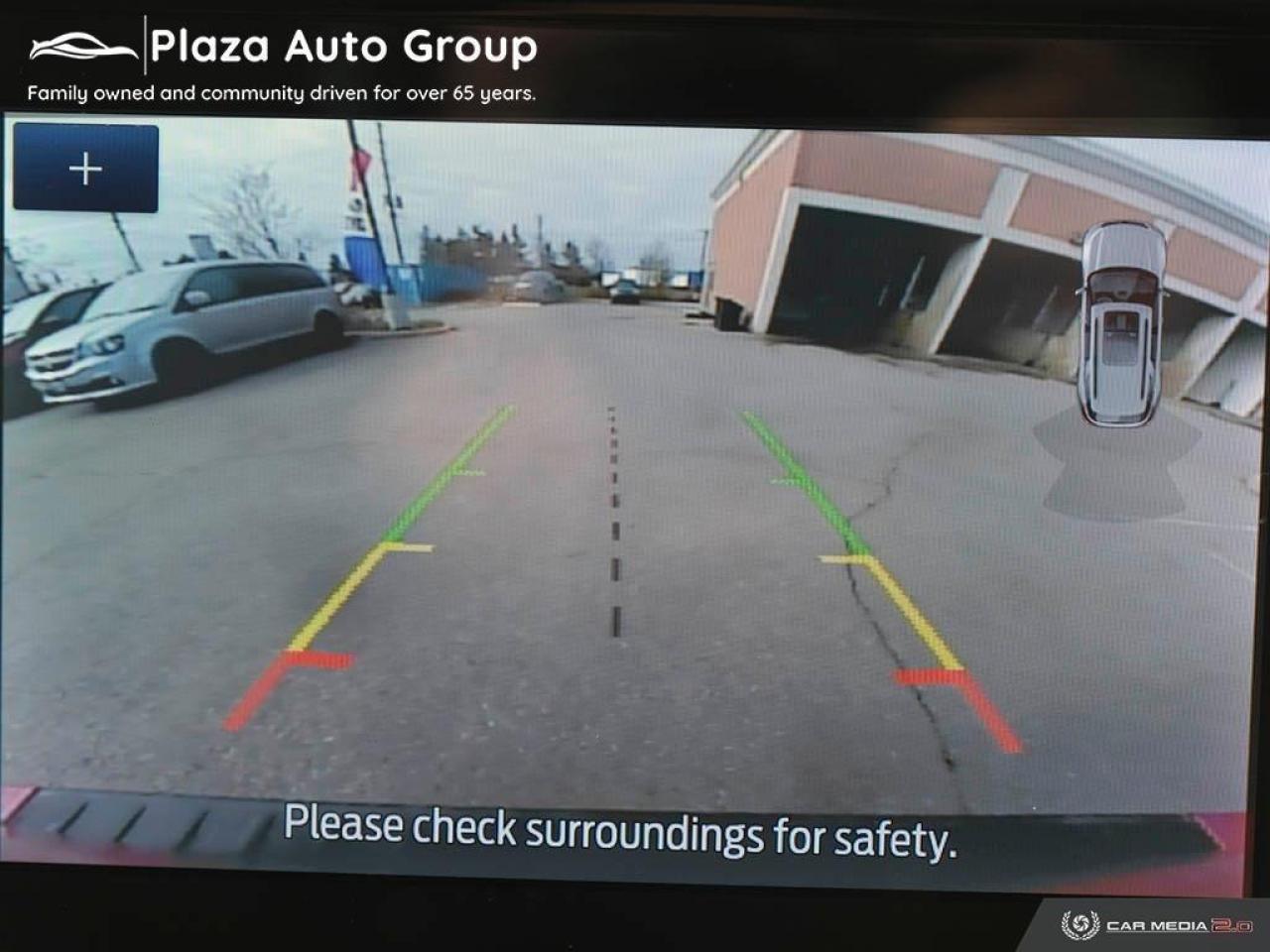 2021 Ford Explorer XLT Photo