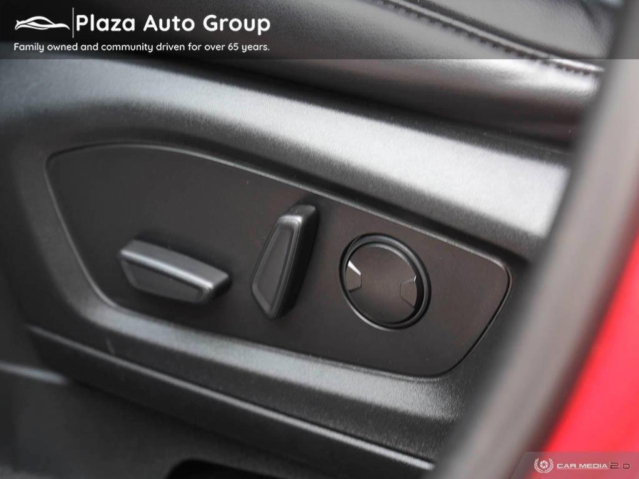 2021 Ford Explorer XLT Photo