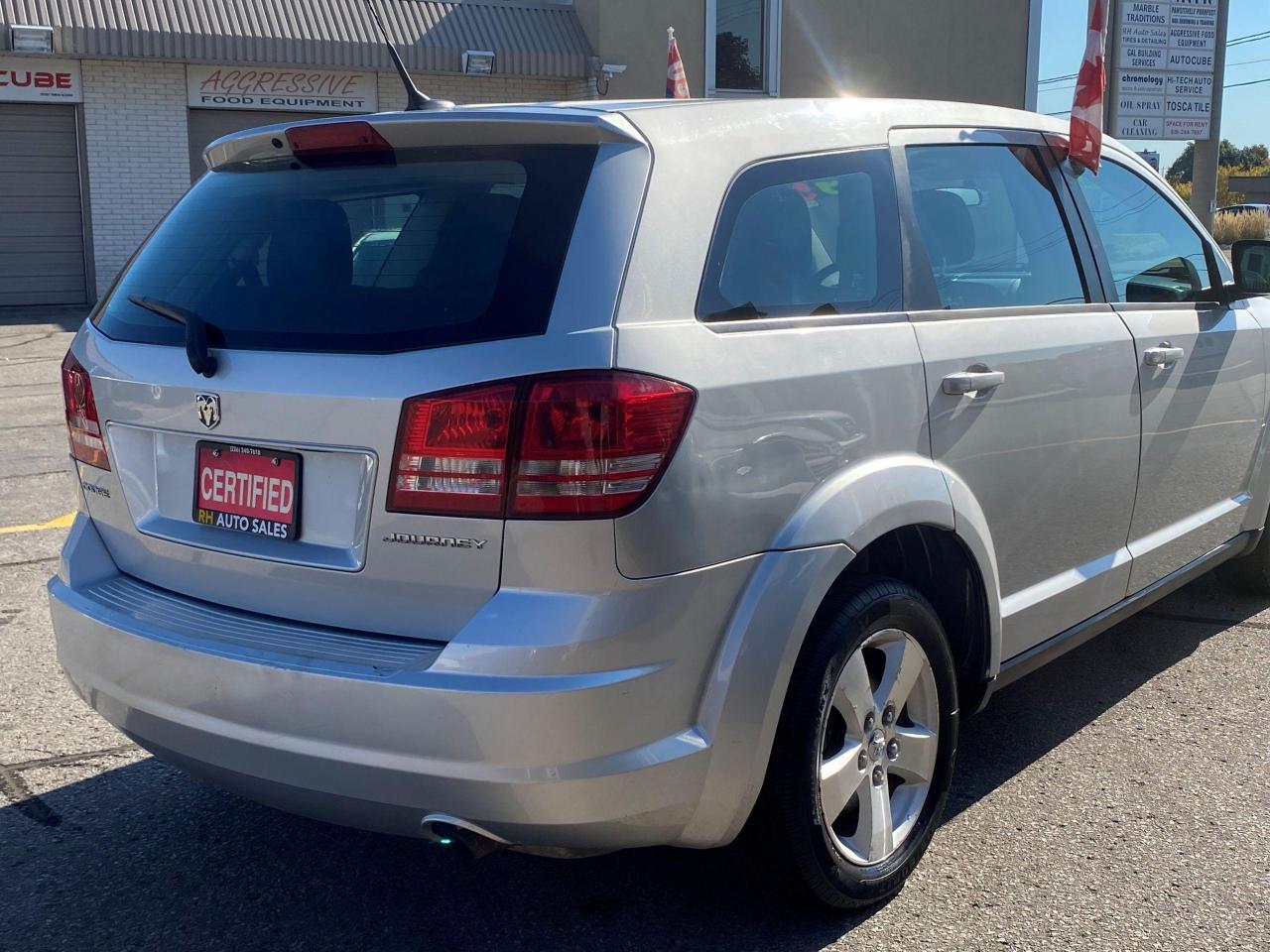 2010 Dodge Journey SE - Photo #8