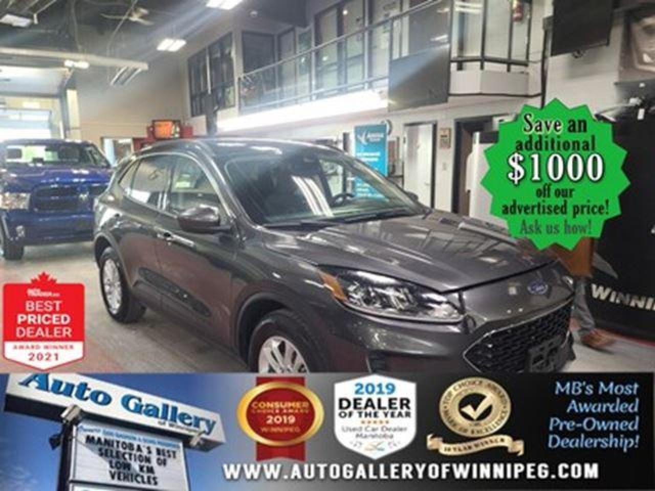 Used 2020 Ford Escape SE* AWD/Heated Seats/Sunroof/SXM/Reverse Camera for sale in Winnipeg, MB