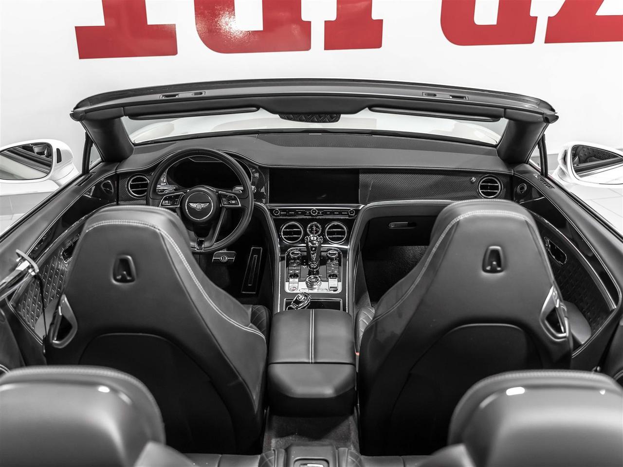 2020 Bentley Continental GT Continental GTC|Accident Free|Canadian Vehicle|Carbon Fiber Interior Trim Photo