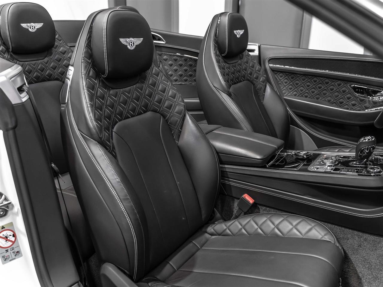 2020 Bentley Continental GT Continental GTC|Accident Free|Canadian Vehicle|Carbon Fiber Interior Trim Photo