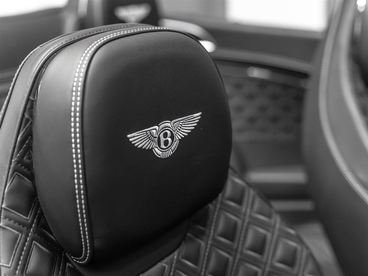 2020 Bentley Continental GT Continental GTC|Accident Free|Canadian Vehicle|Carbon Fiber Interior Trim Photo