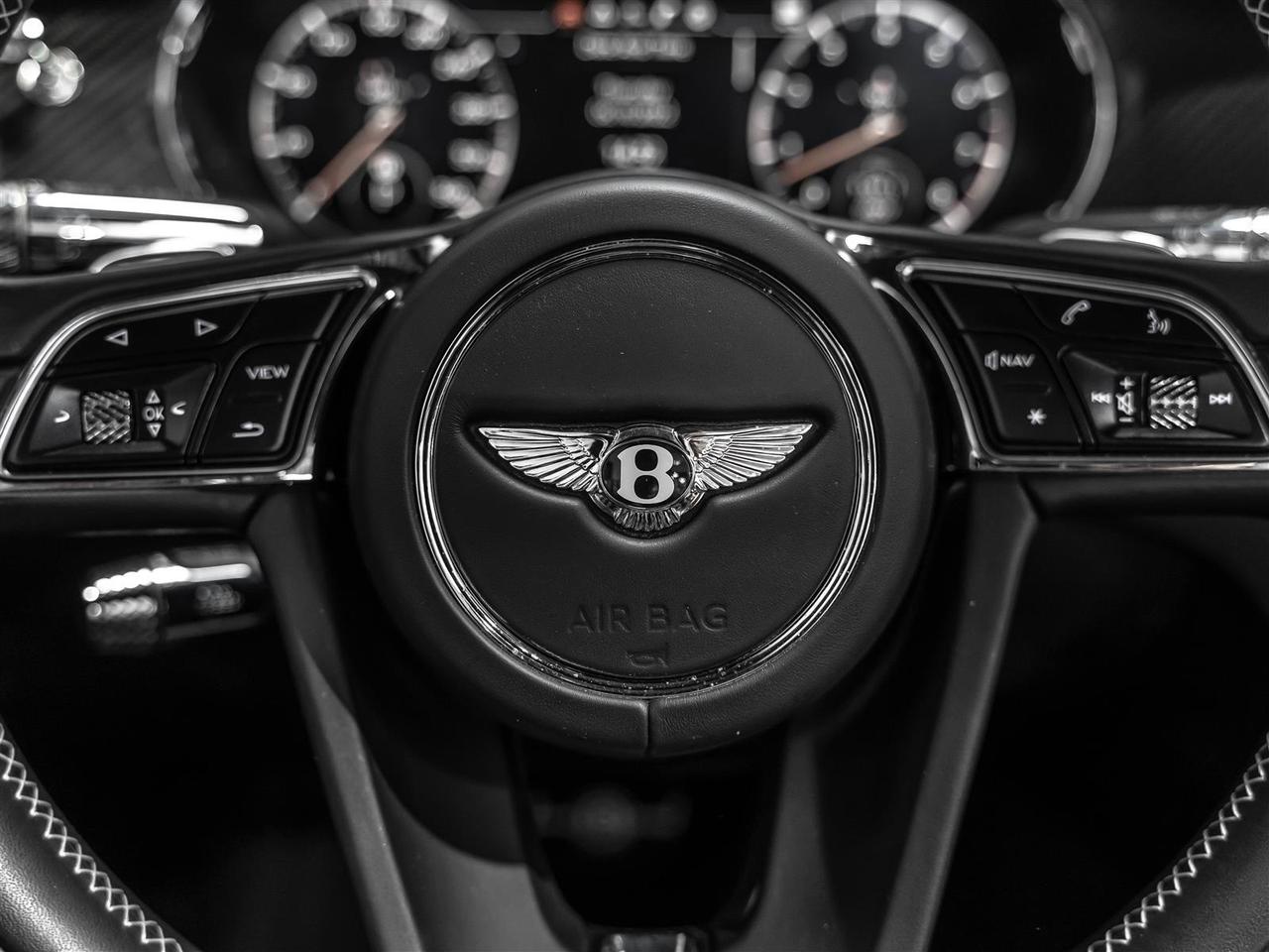 2020 Bentley Continental GT Continental GTC|Accident Free|Canadian Vehicle|Carbon Fiber Interior Trim Photo