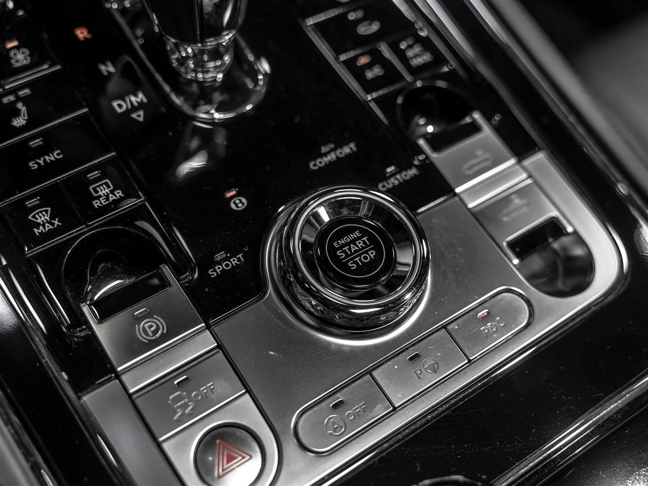 2020 Bentley Continental GT Continental GTC|Accident Free|Canadian Vehicle|Carbon Fiber Interior Trim Photo