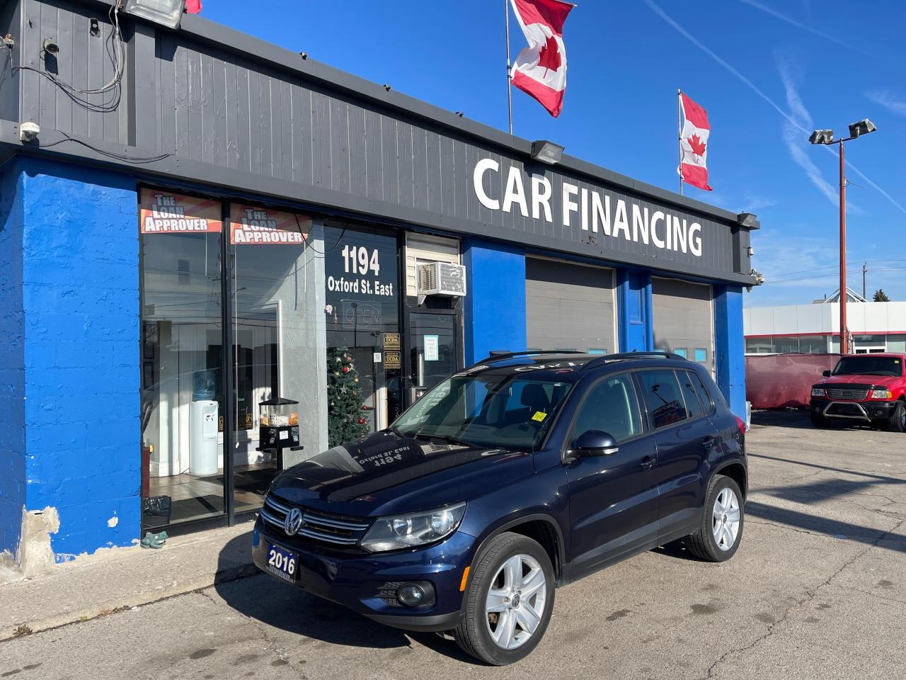 Used 2016 Volkswagen Tiguan AWD LEATHER PANOROOF R-CAM LOADED! FINANCE NOW! for sale in London, ON