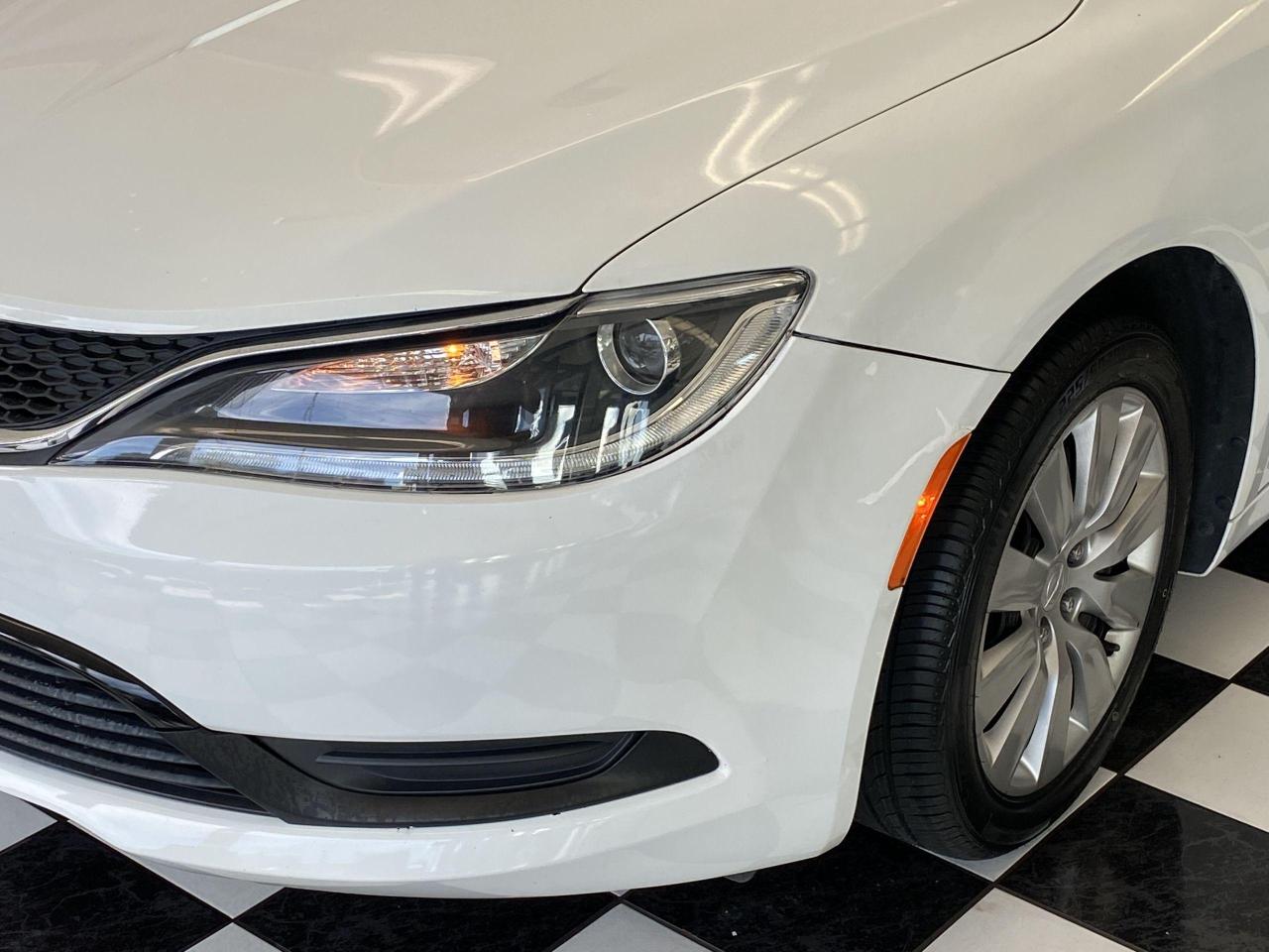 2015 Chrysler 200 LX+New Tires & Brakes+A/C+Tinted Windows - Photo #30