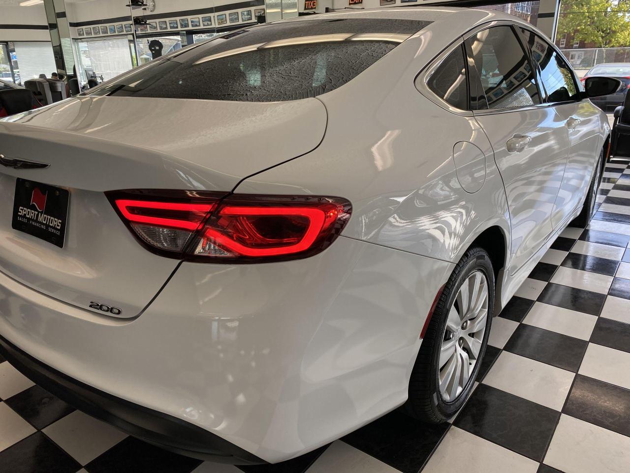 2015 Chrysler 200 LX+New Tires & Brakes+A/C+Tinted Windows - Photo #32