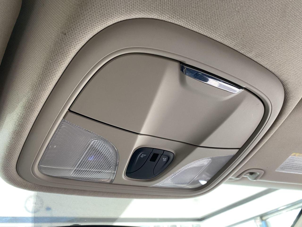 2015 Chrysler 200 LX+New Tires & Brakes+A/C+Tinted Windows - Photo #44