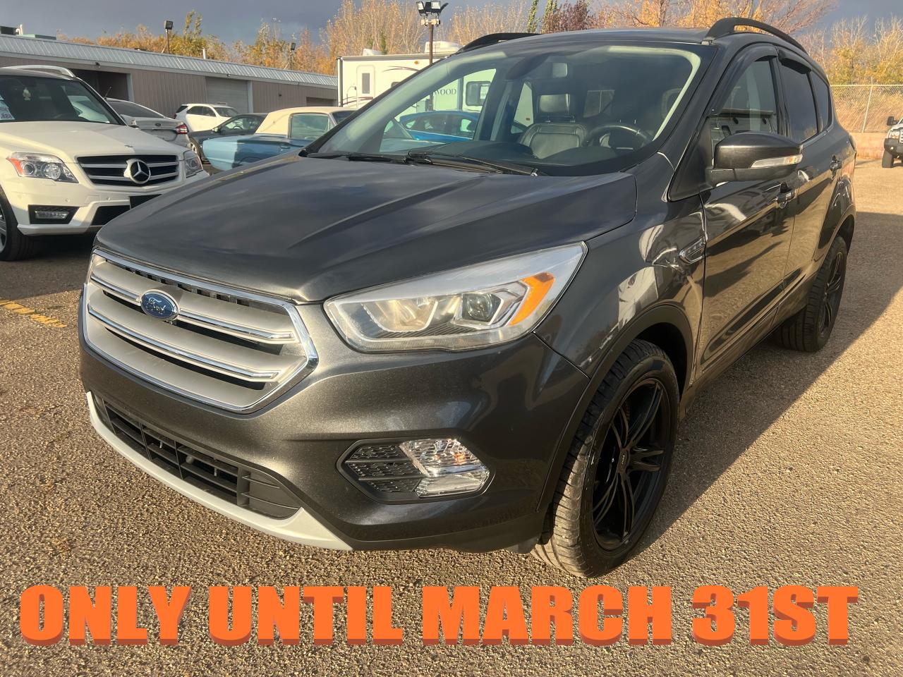 2017 Ford Escape Titanium 4WD Pano NAV Remote Start Htd - Photo #1