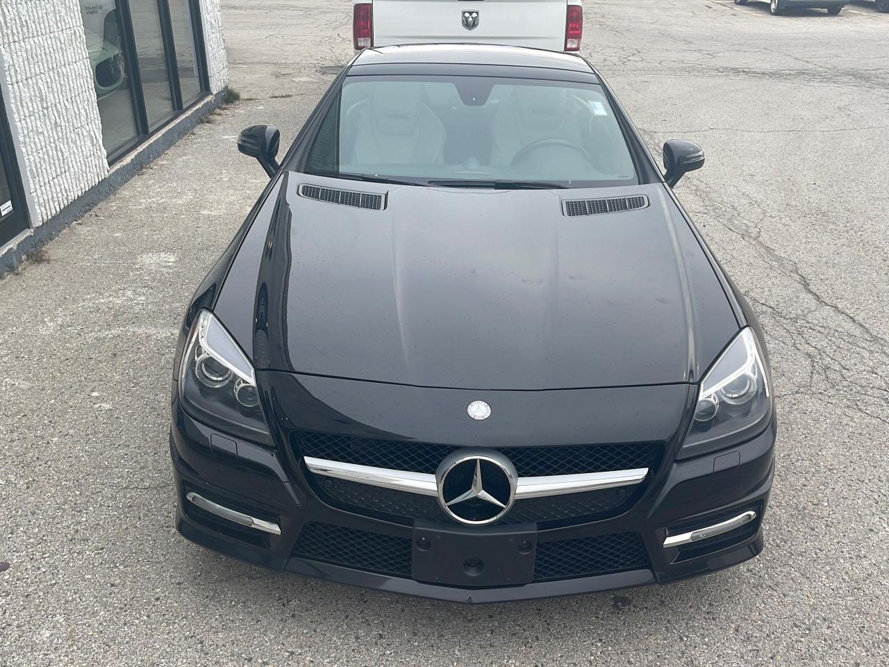 2012 Mercedes-Benz SLK350 Coupe - Photo #1