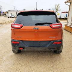 2016 Jeep Cherokee Trailhawk, 4X4, Nav, Heated Seats, Remote Start - Photo #20