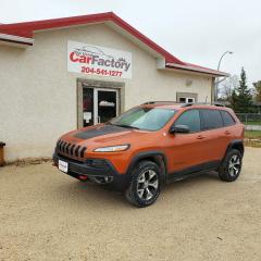 2016 Jeep Cherokee Trailhawk, 4X4, Nav, Heated Seats, Remote Start - Photo #3