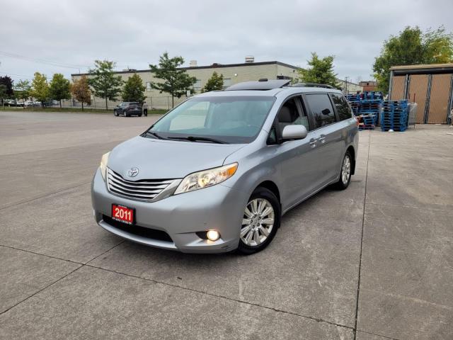 2011 Toyota Sienna limited AWD, Sunroof,Navigation, Warranty availabe