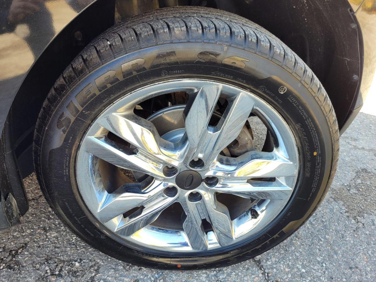 2014 Ford Edge Limited AWD Photo