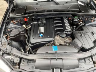 2011 BMW 3 Series 323i - Photo #14