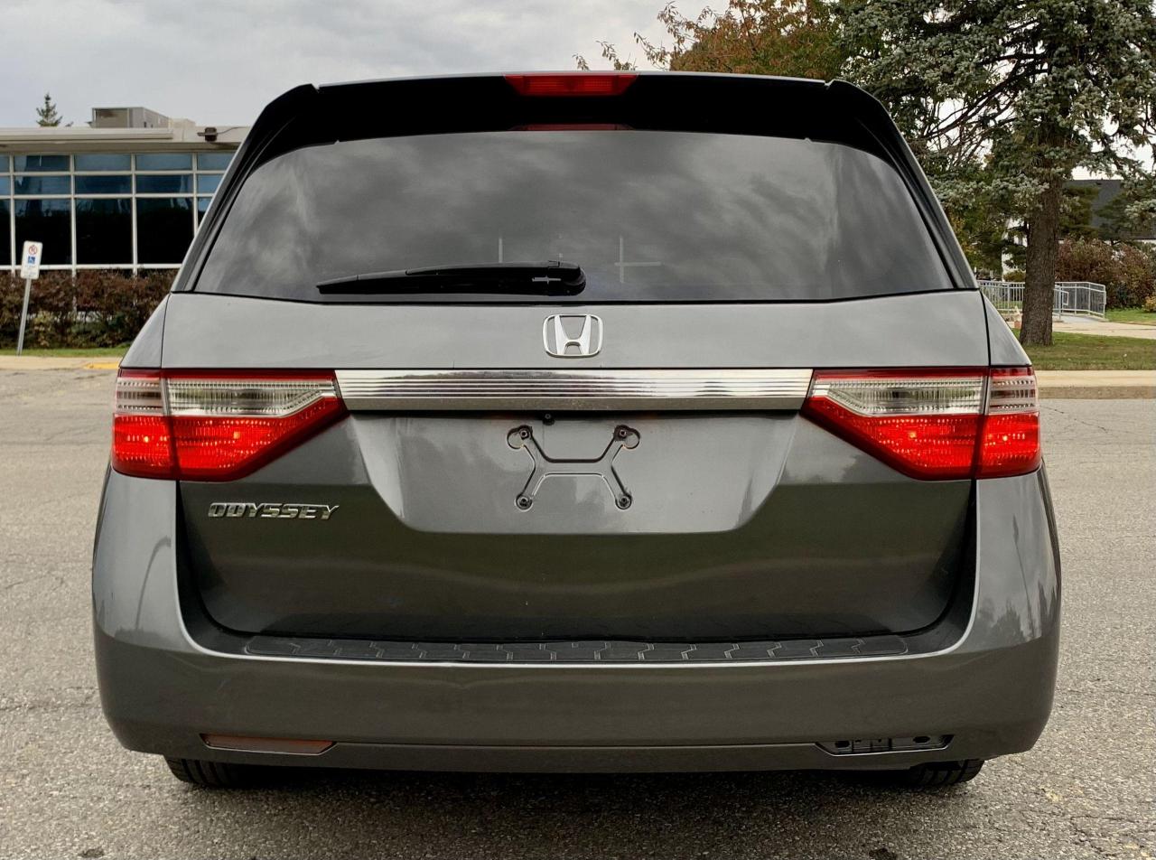 2011 Honda Odyssey EX Photo4