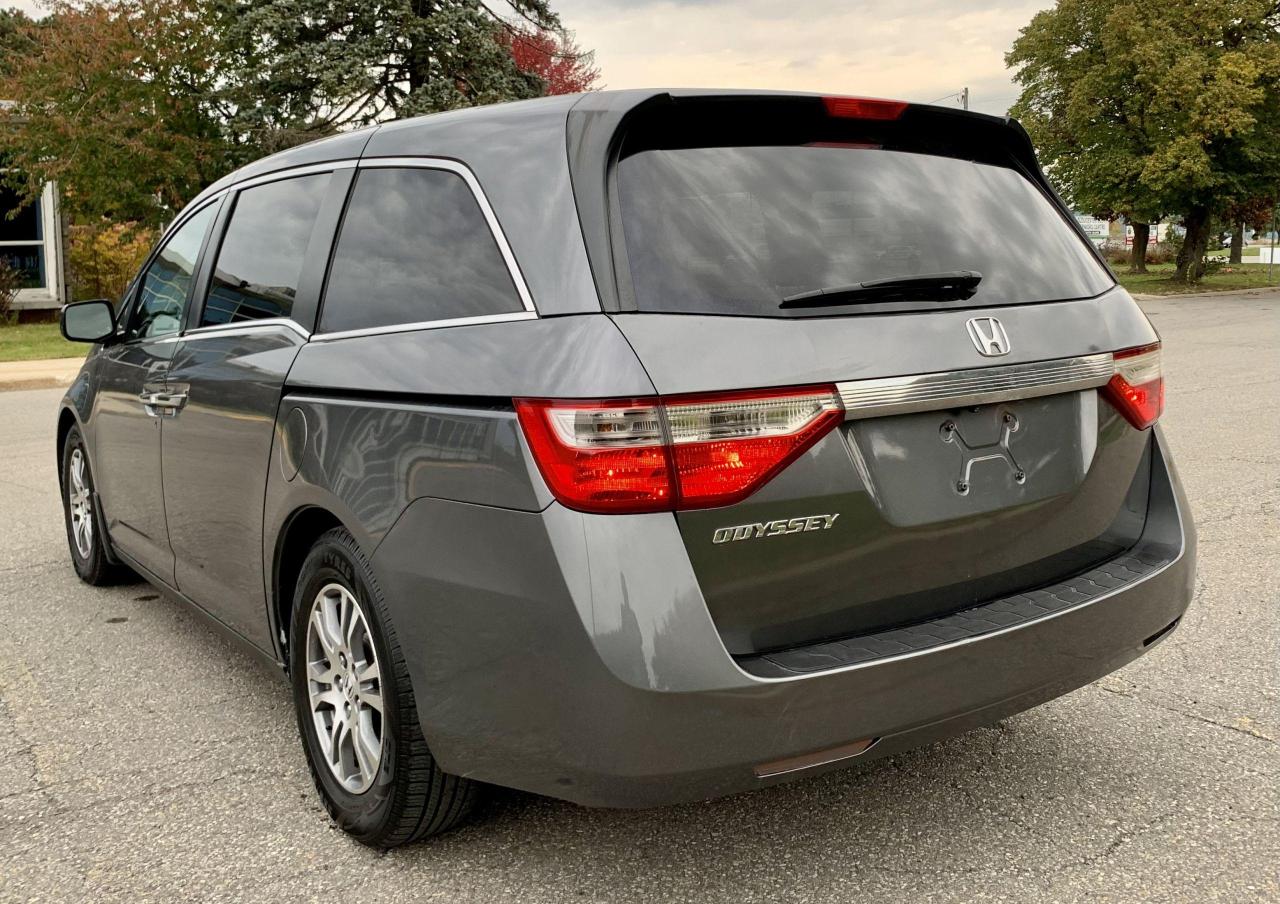 2011 Honda Odyssey EX - Photo #6