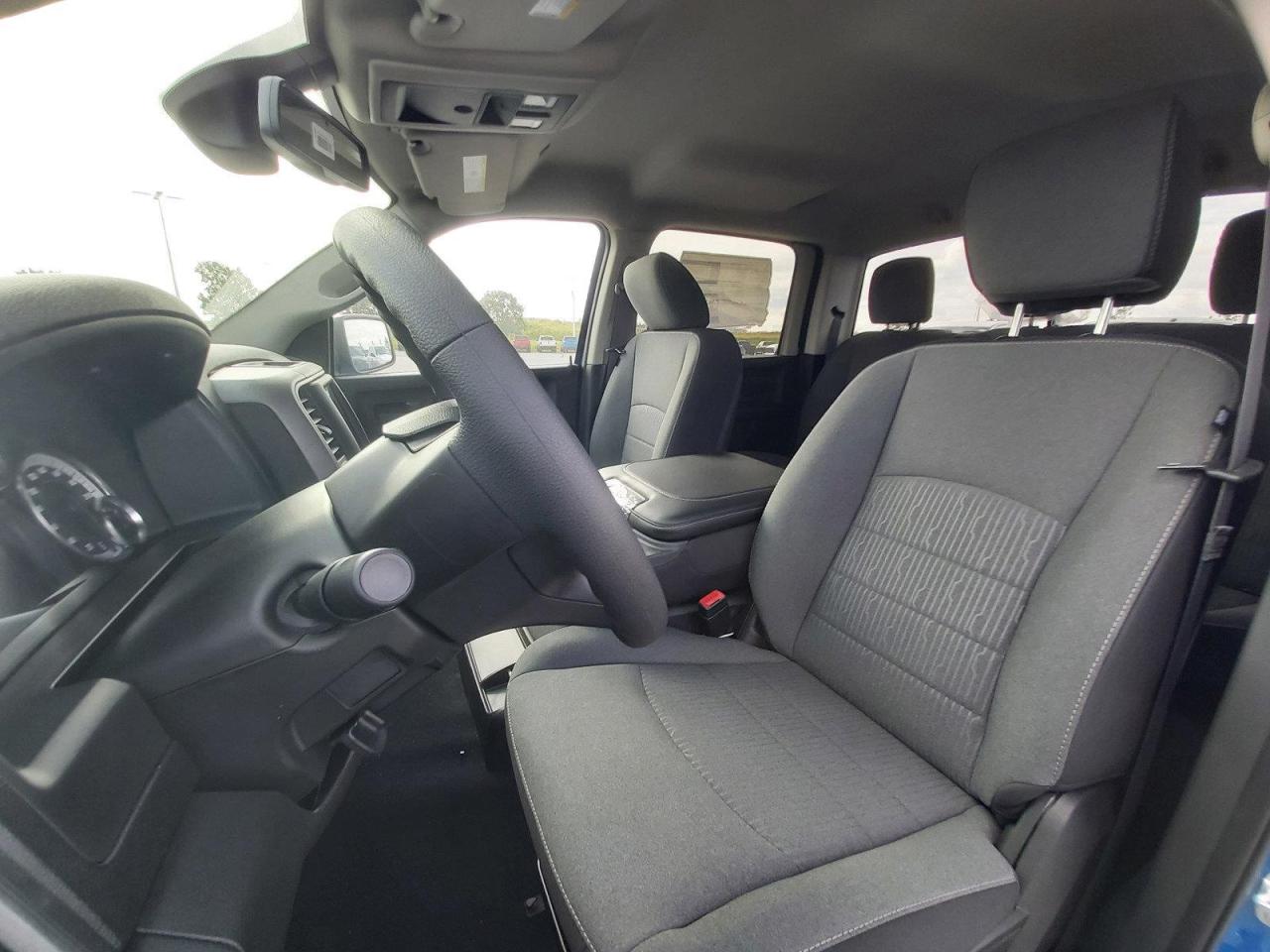 2022 RAM 1500 Classic TRADESMAN Photo