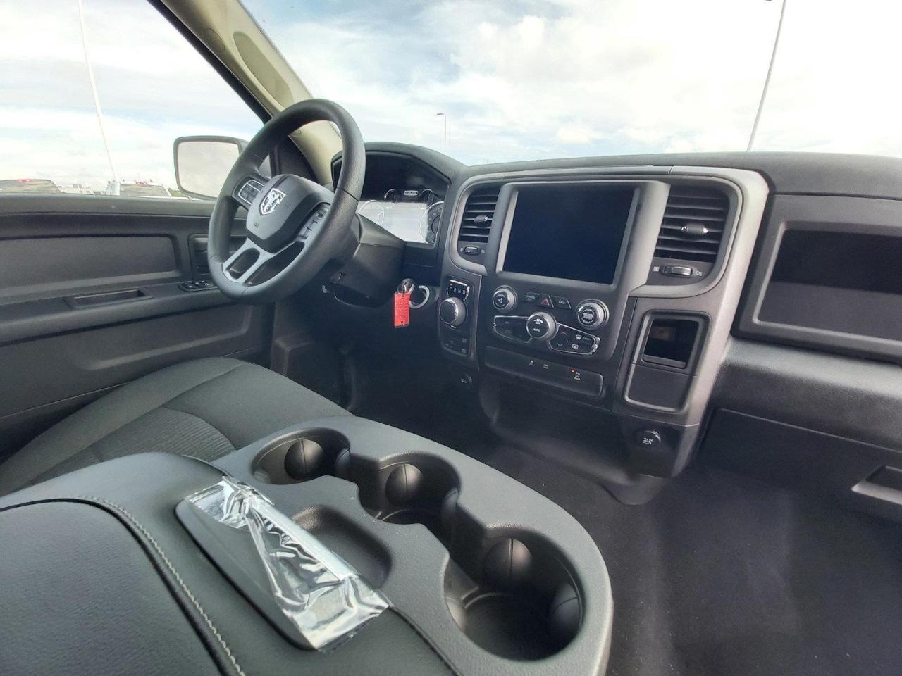 2022 RAM 1500 Classic TRADESMAN Photo