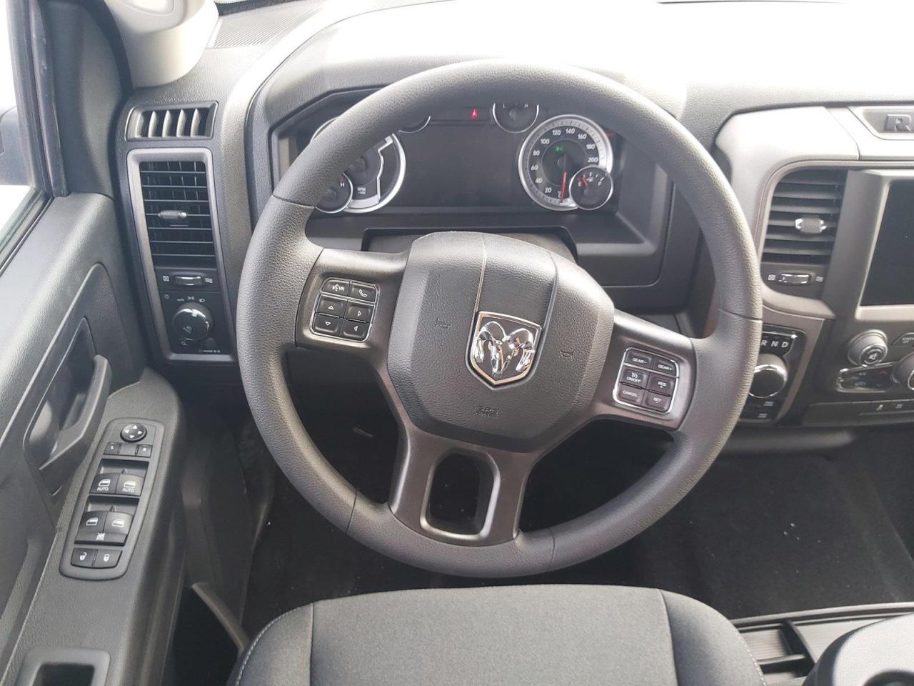 2022 RAM 1500 Classic TRADESMAN Photo