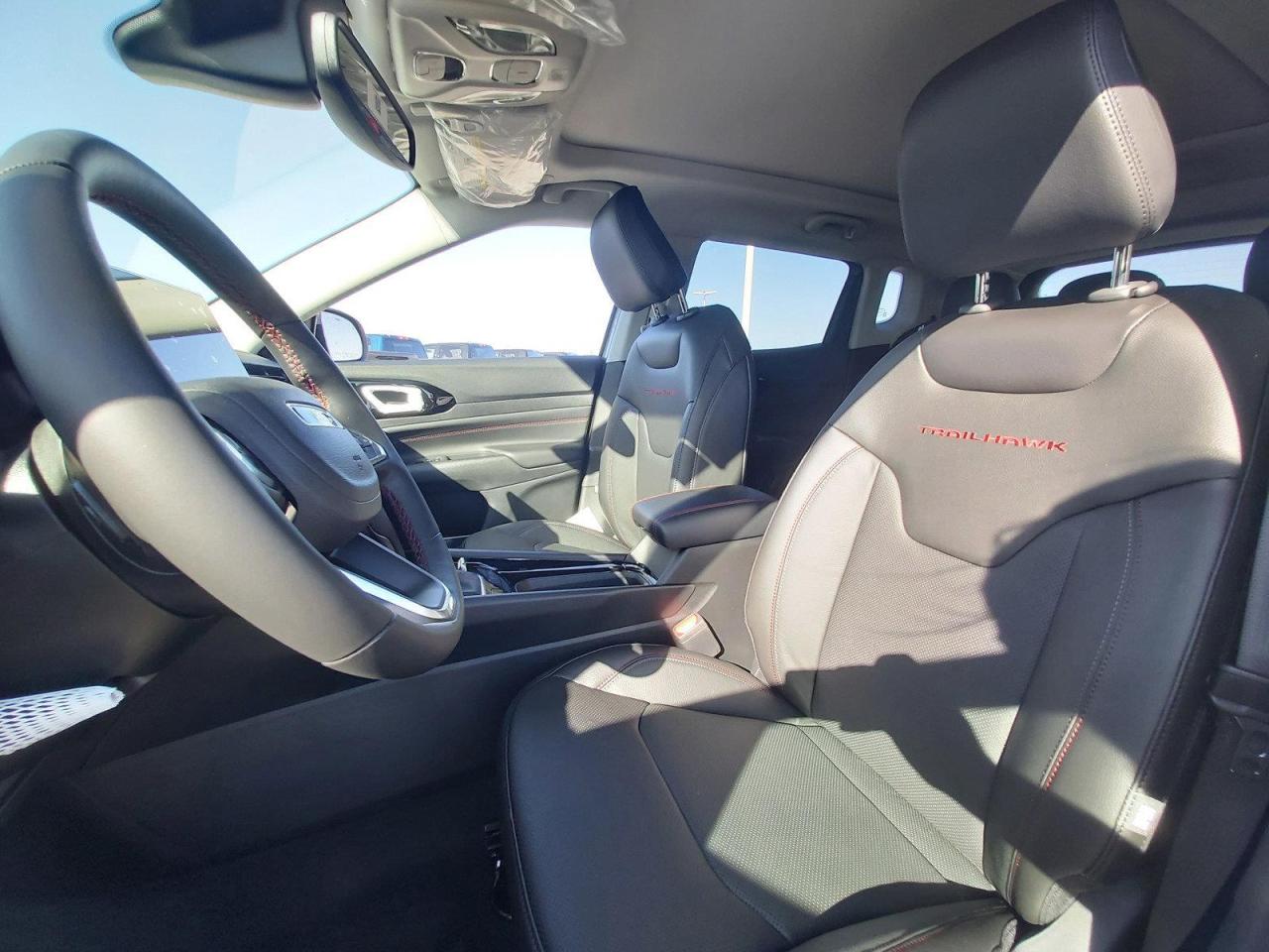 2022 Jeep Compass Trailhawk Photo4