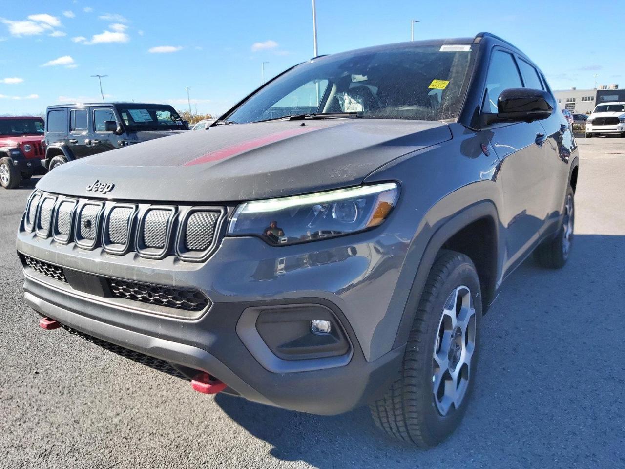 2022 Jeep Compass Trailhawk Photo2