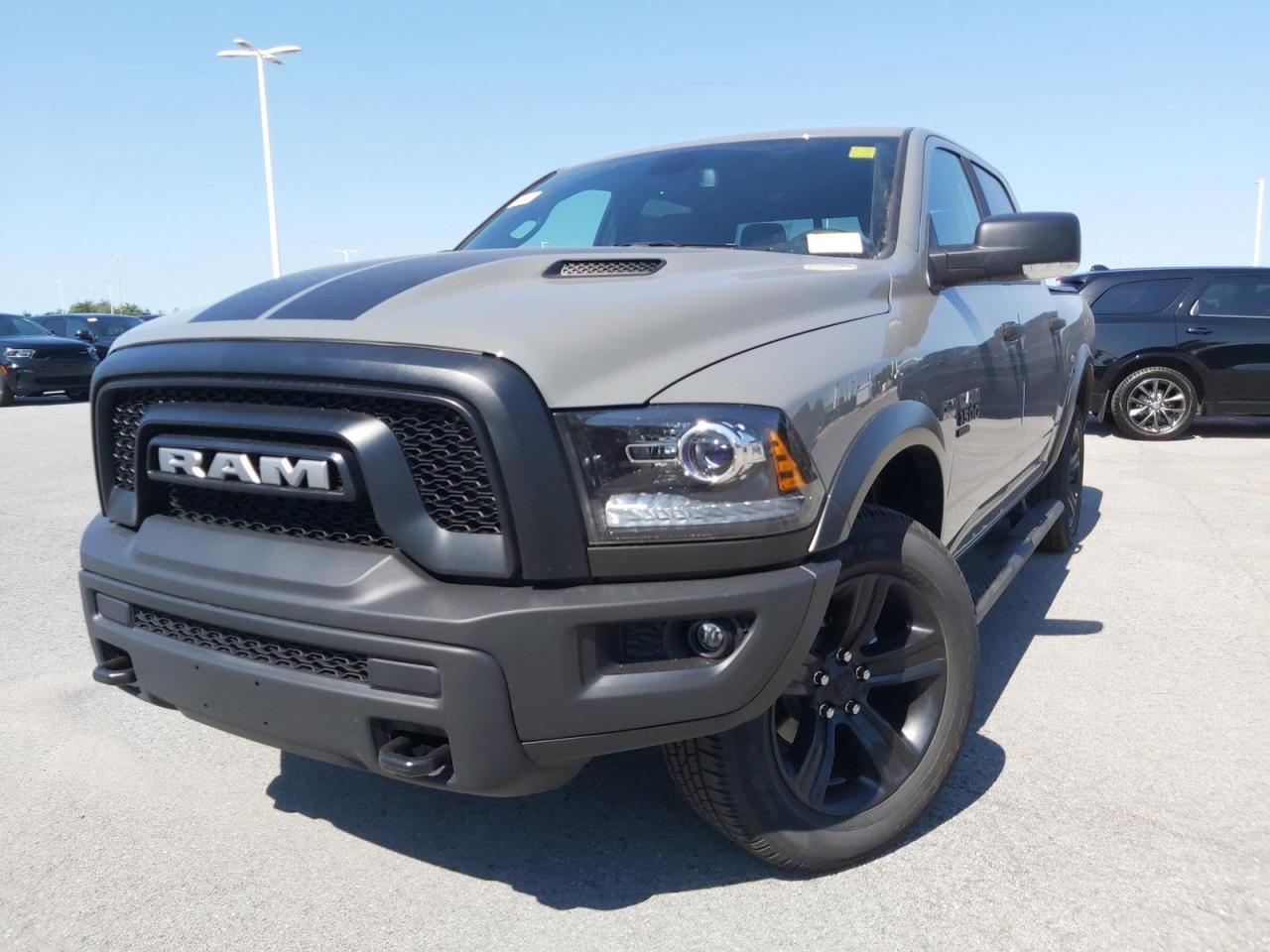 2022 RAM 1500 Classic SLT Photo2