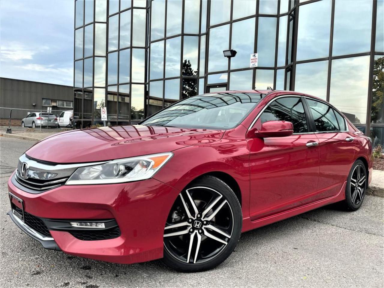 2017 Honda Accord Sedan SPORT|DUAL DISPLAY|SUNROOF|ALLOYS|HEATED SEATS|LEATHER| Photo2