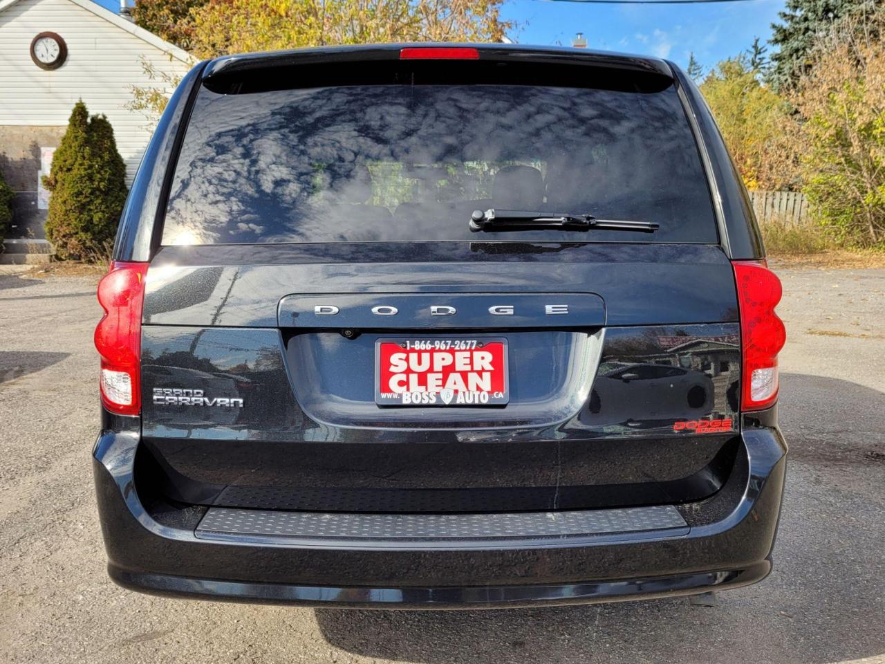 2014 Dodge Grand Caravan Blacktop Photo3